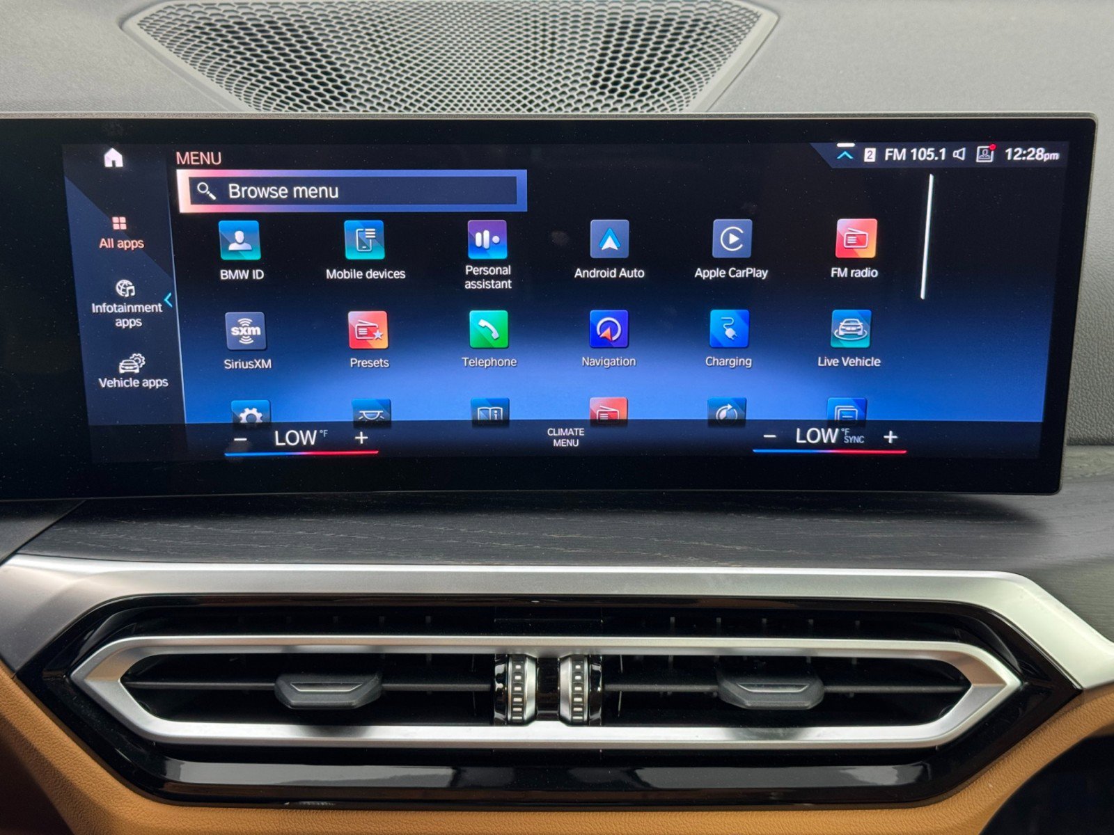 Used 2023 BMW 330e xDrive w/ Premium Package image 26