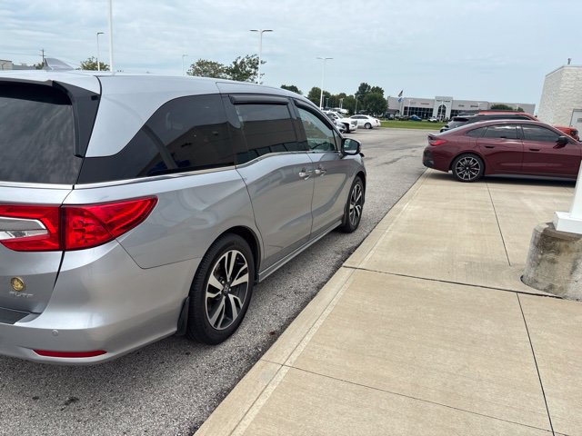 Used 2019 Honda Odyssey Elite image 3