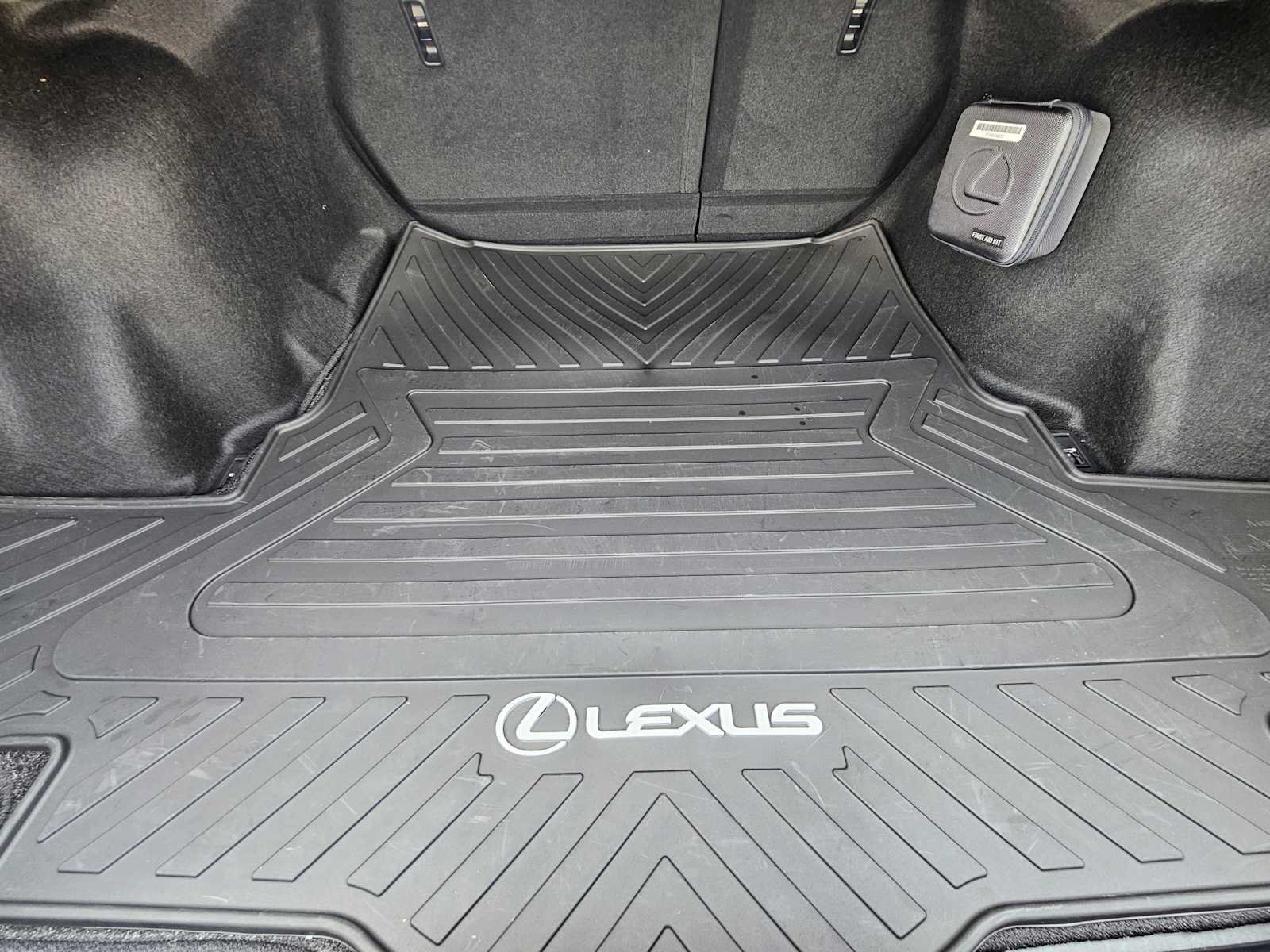 Used 2025 Lexus IS 500 w/ Accessory Package 2 RWD image 31