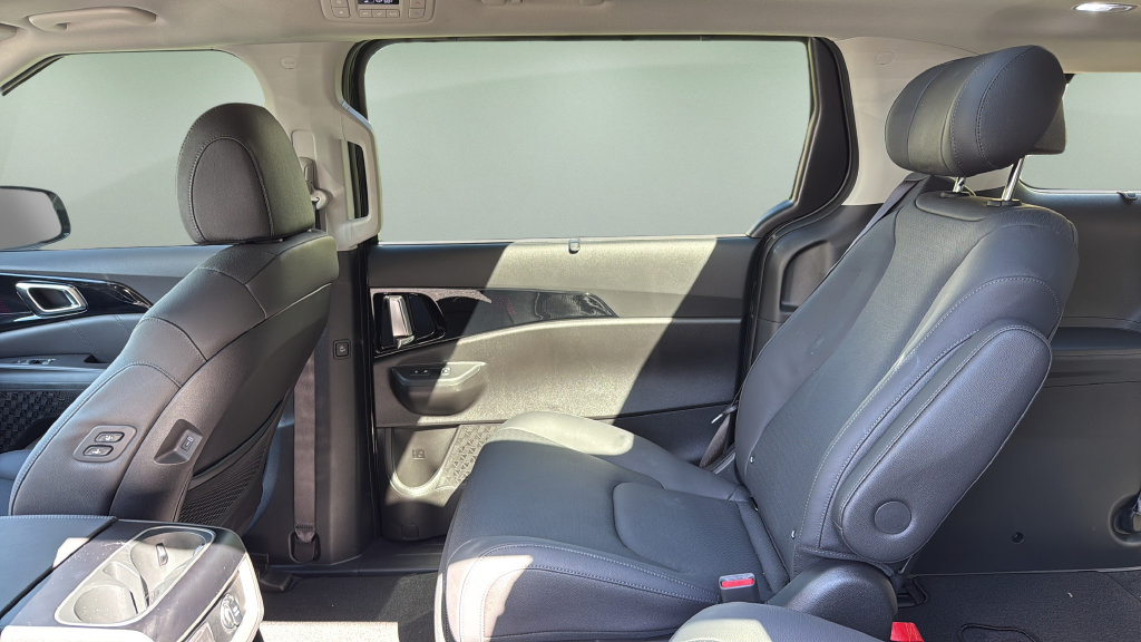 Used 2026 Kia Carnival SX Prestige FWD image 16