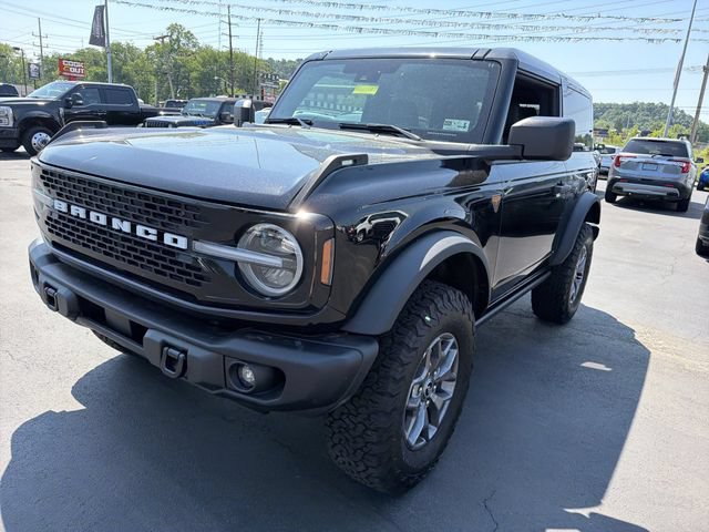 Used 2025 Ford Bronco Badlands w/ Black Appearance Package AWD/4WD image 10