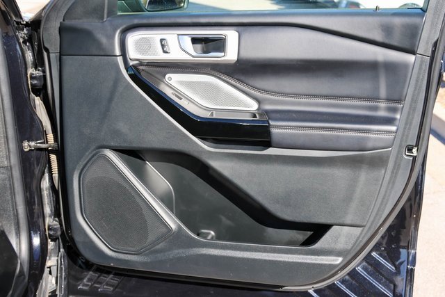 Used 2022 Ford Explorer Platinum w/ Technology Package image 20