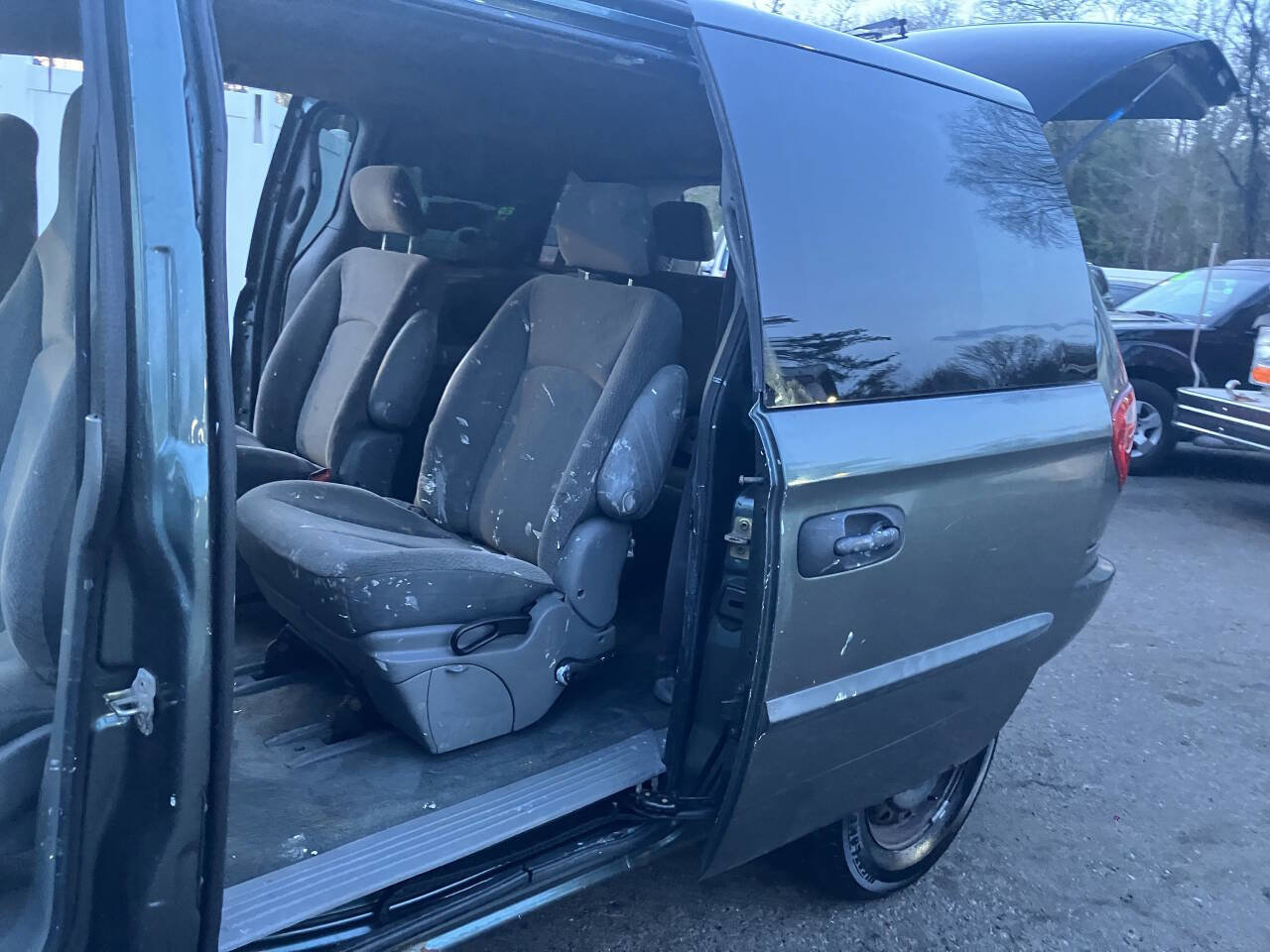 Used 2004 Dodge Grand Caravan SE w/ Popular Equipment Group FWD image 14