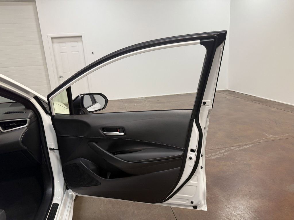 Used 2021 Toyota Corolla SE image 62