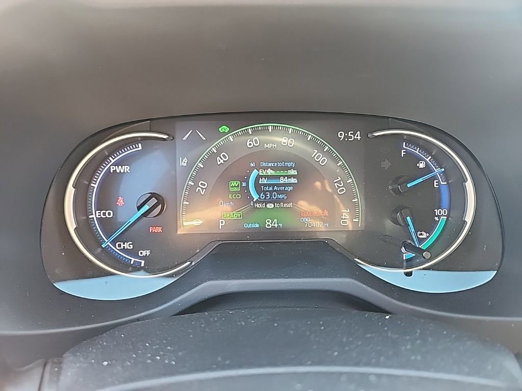 Used 2023 Toyota RAV4 SE w/ Weather & Moonroof Package image 13