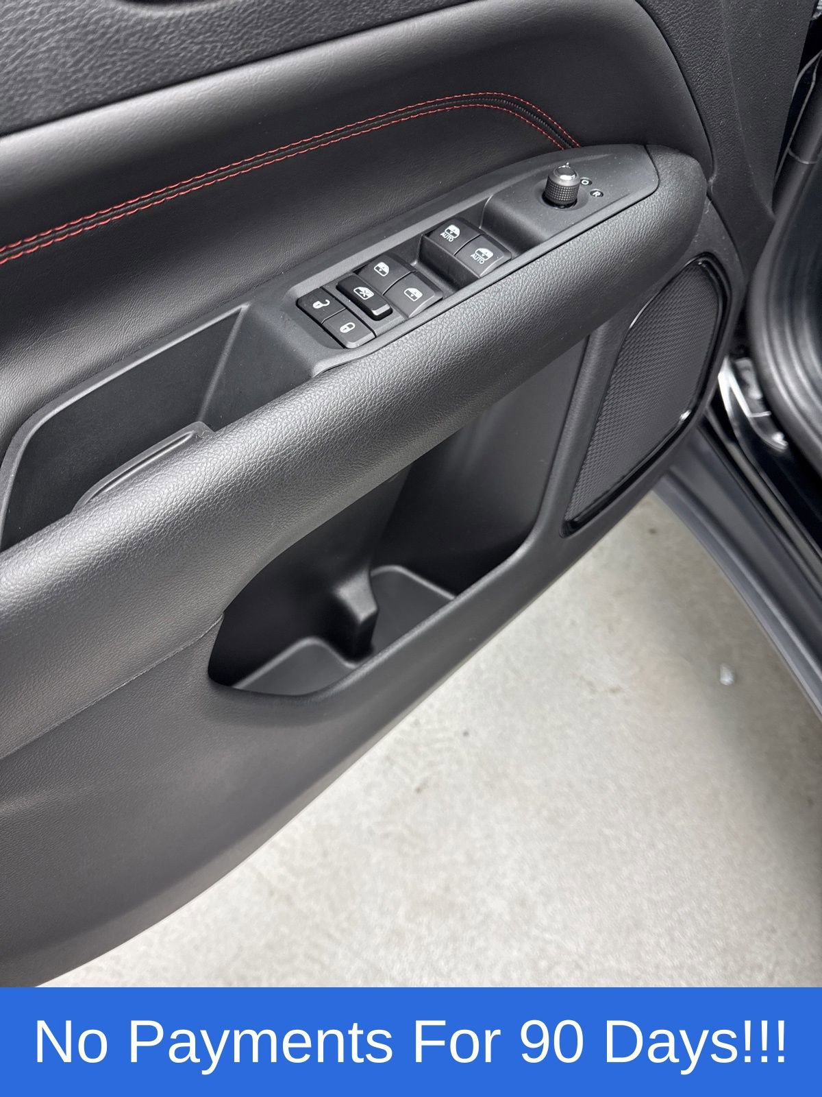 New 2026 Jeep Compass Trailhawk image 14