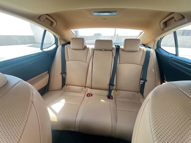 Used 2023 Lexus ES 350 w/ Accessory Package (Z1) FWD image 26