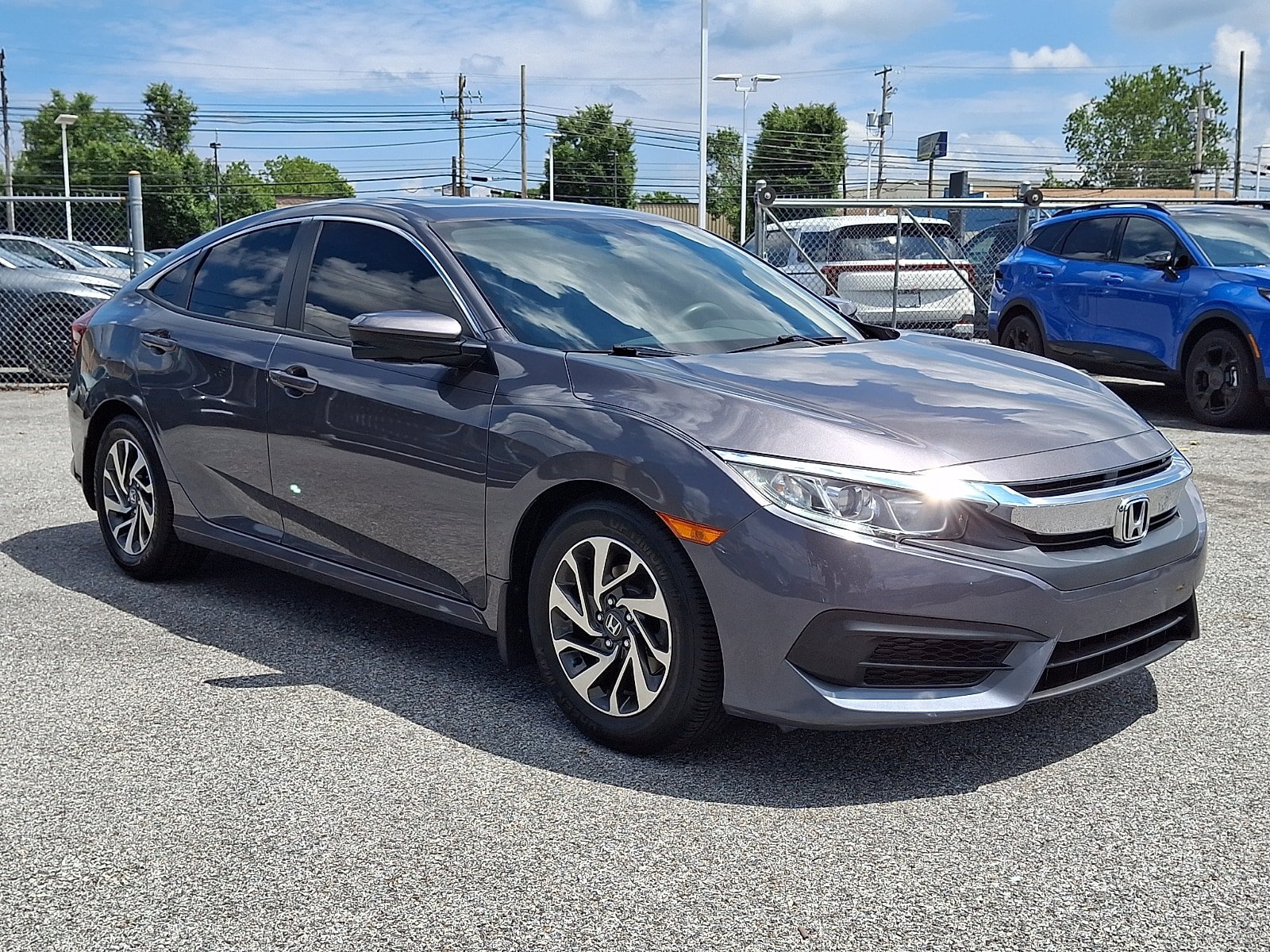 Used 2018 Honda Civic EX image 3