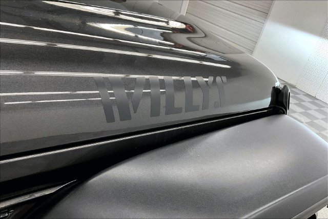 Used 2024 Jeep Wrangler Sport AWD/4WD image 34