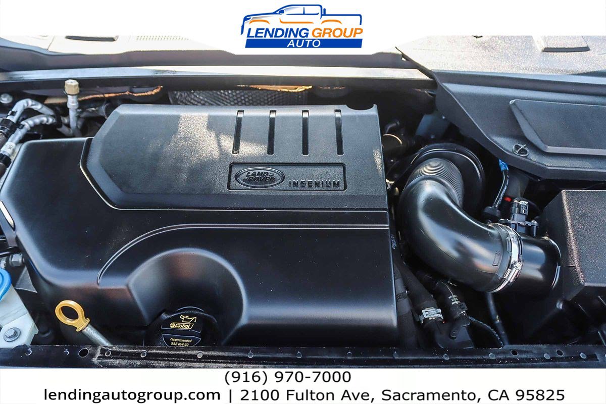 Used 2018 Land Rover Discovery Sport SE image 24