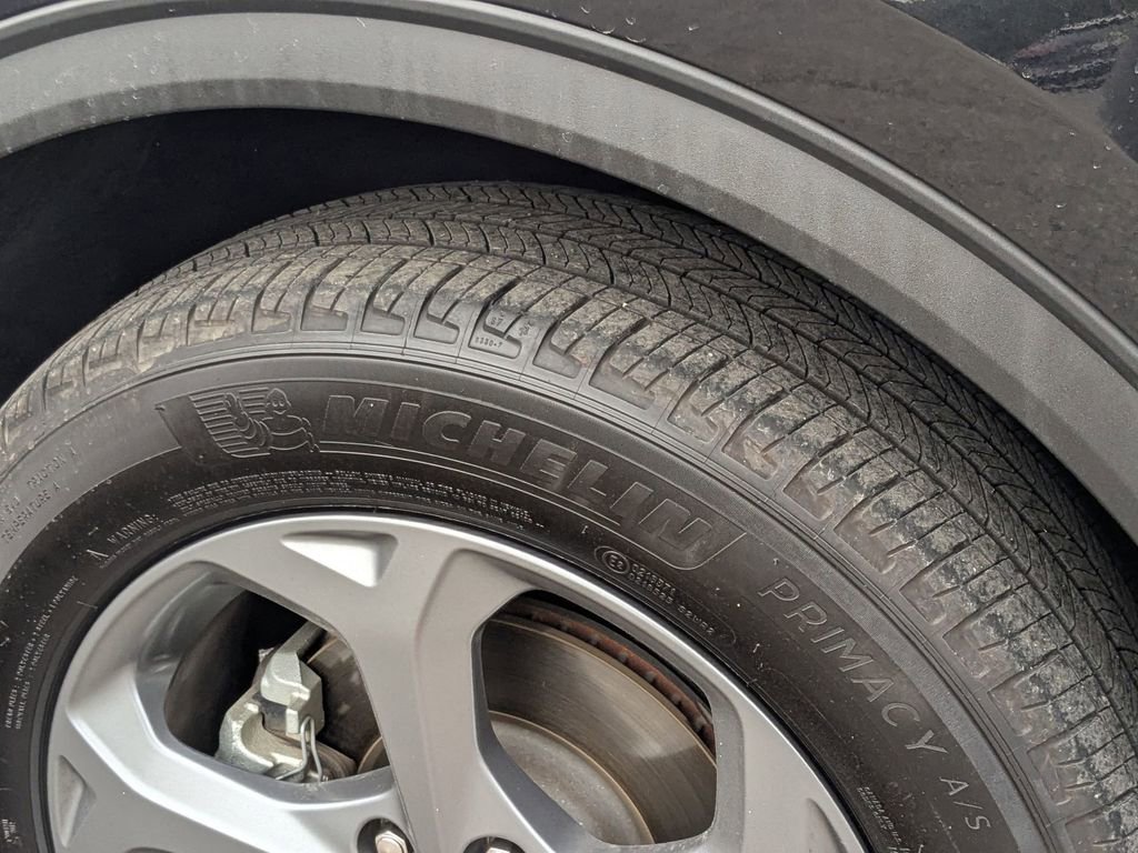 Used 2025 Ford Escape ST-Line image 30