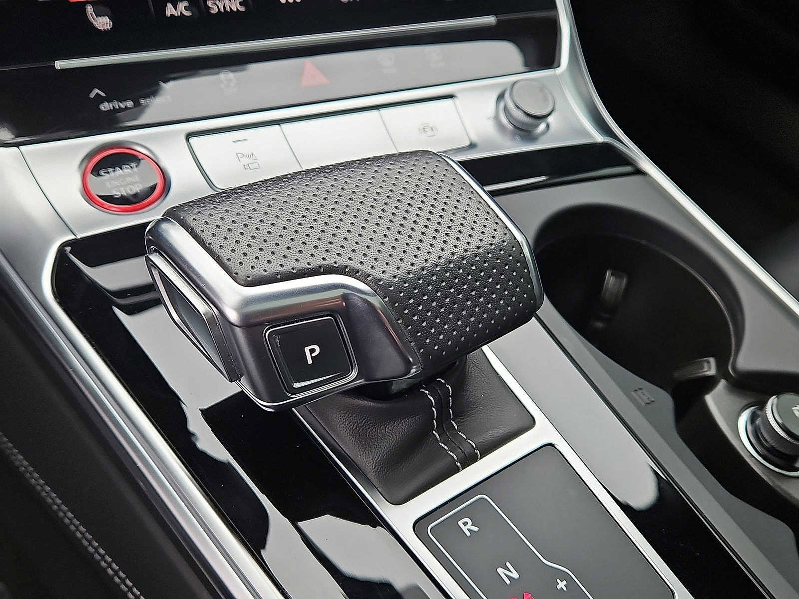 Used 2023 Audi S6 Premium Plus w/ Premium Plus Package image 12