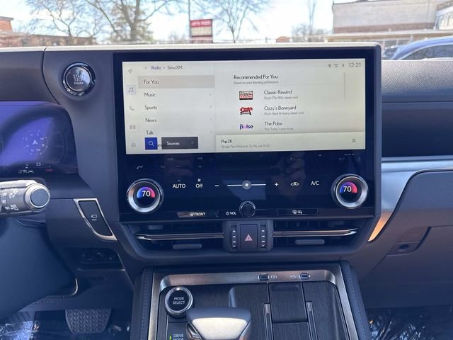 Used 2026 Lexus GX 550 w/ Accessory Package (2T) image 25