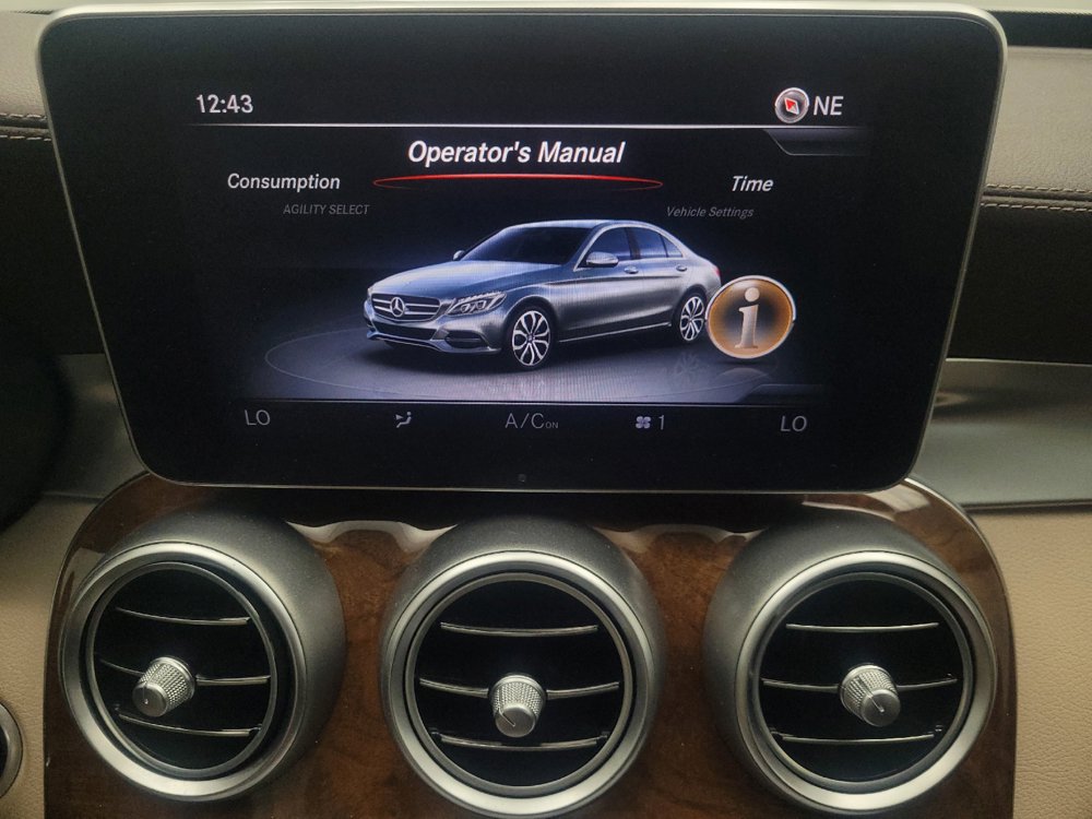 Used 2015 Mercedes-Benz C 300 4MATIC Sedan w/ Multimedia Package image 25