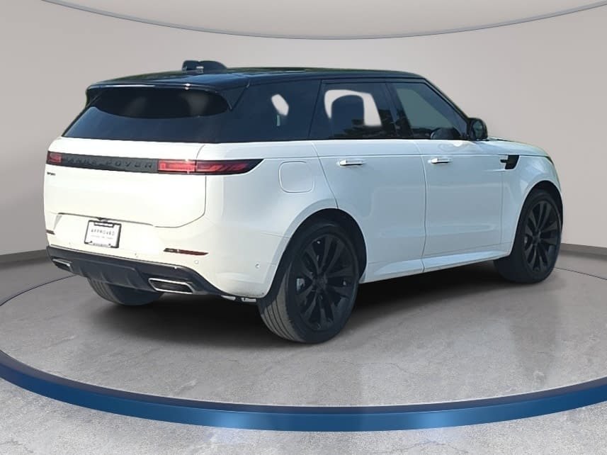 Used 2026 Land Rover Range Rover Sport Dynamic SE AWD/4WD image 5