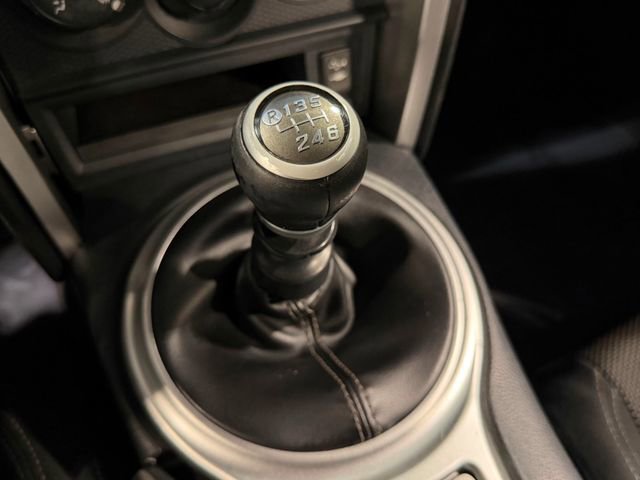 Used 2018 Toyota 86 image 30