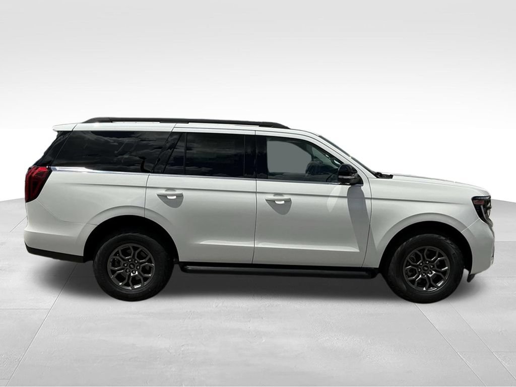 New 2026 Ford Expedition Active RWD image 13