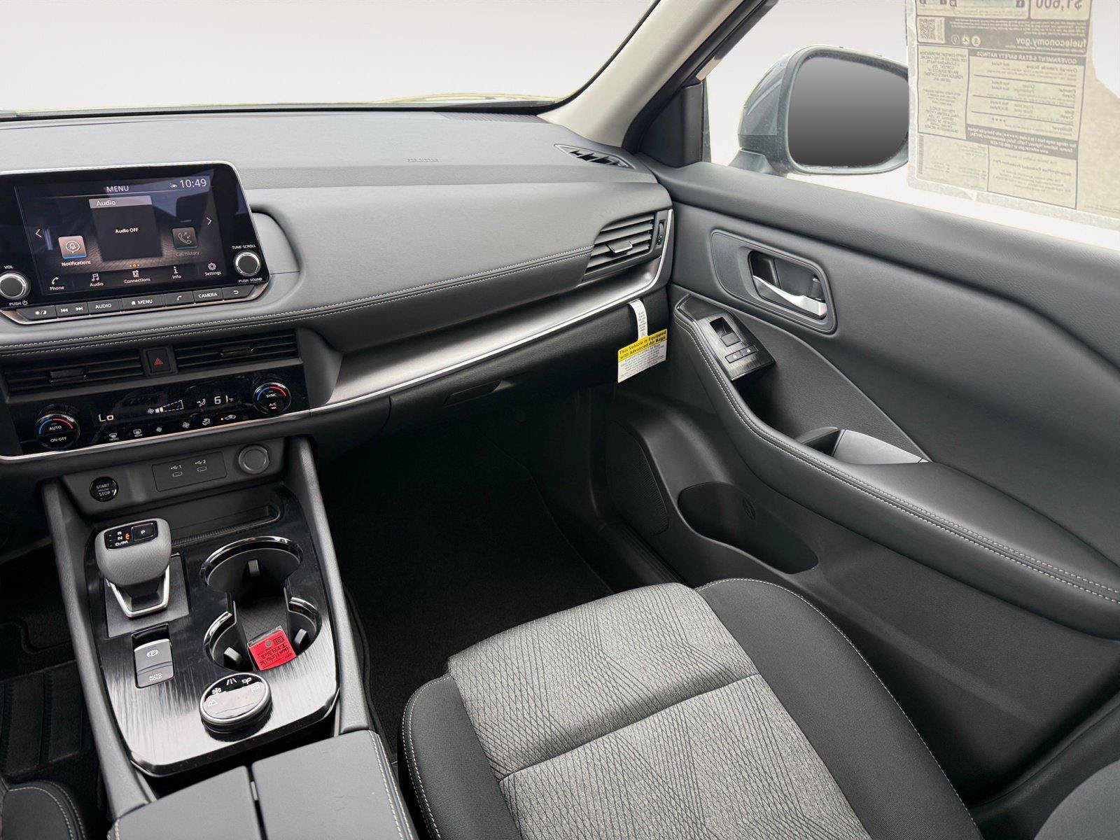 New 2026 Nissan Rogue SV AWD/4WD image 12
