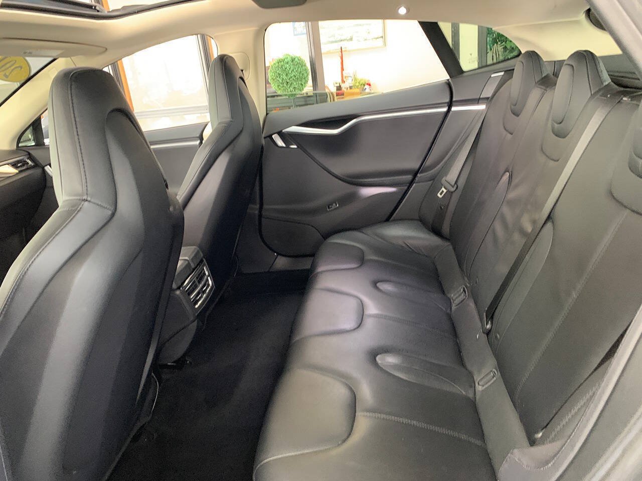 Used 2013 Tesla Model S RWD image 13