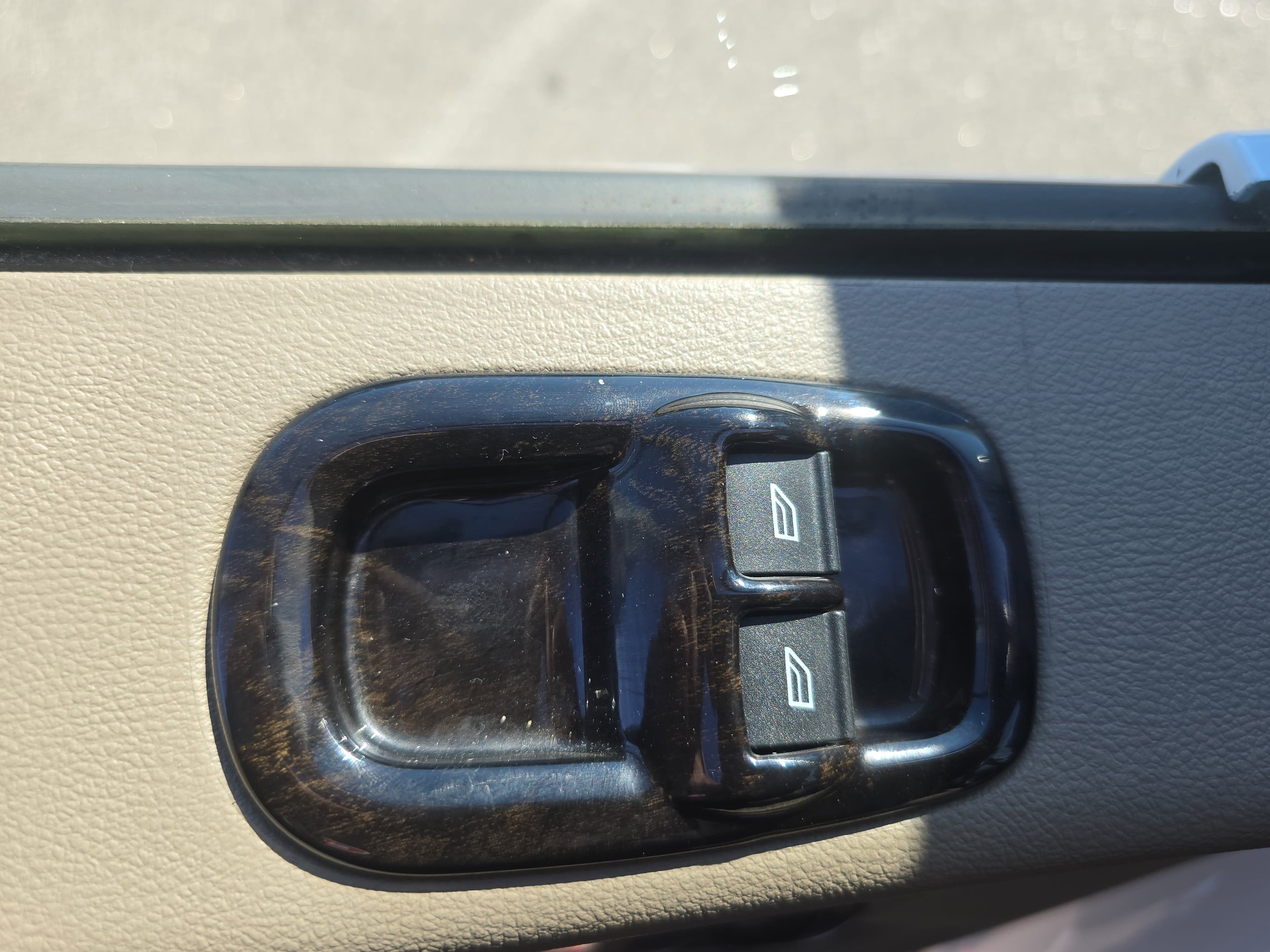 Used 2016 Ford Transit 150 XLT image 29