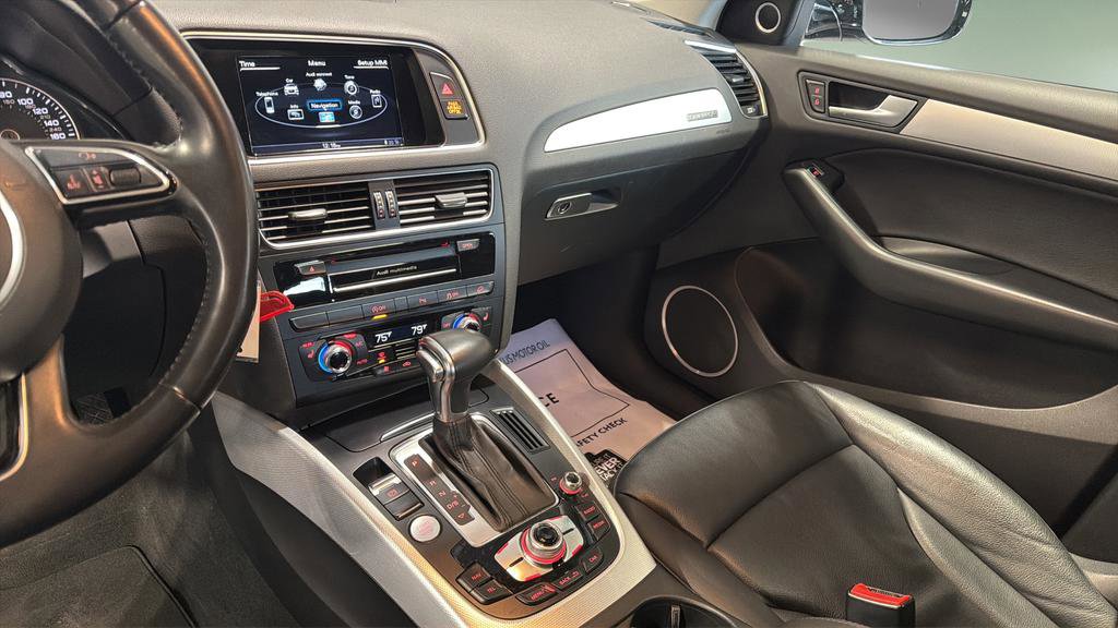 Used 2016 Audi Q5 3.0T Premium Plus image 24