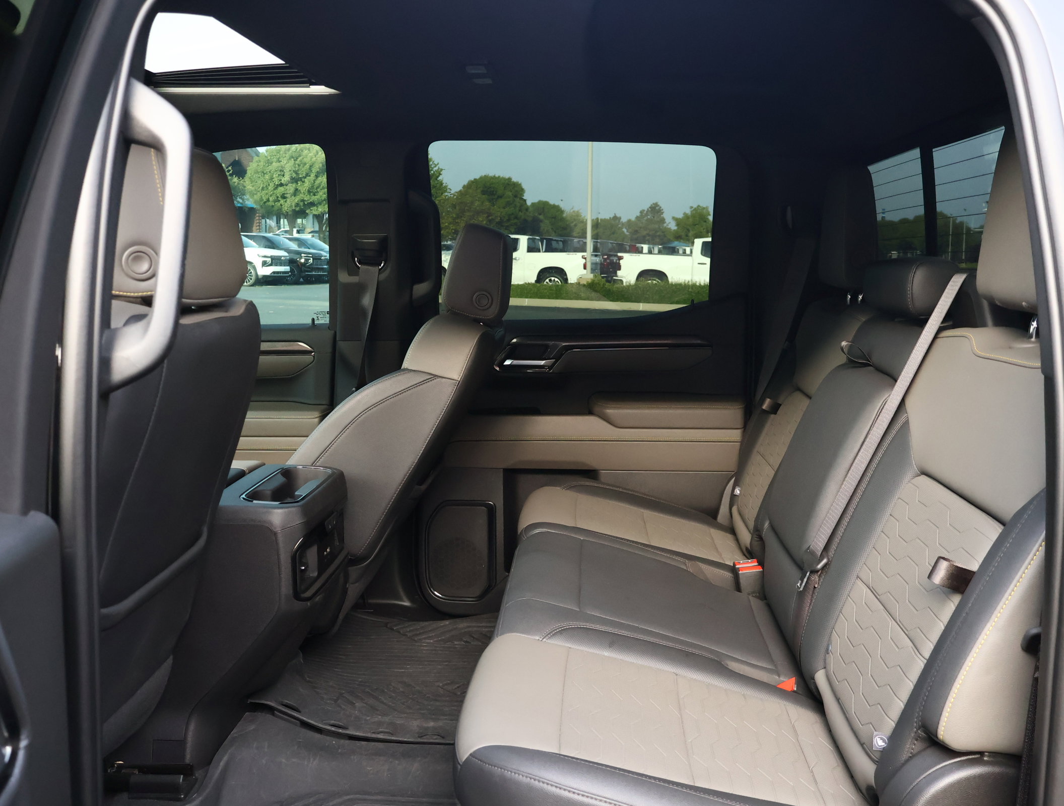 Used 2023 Chevrolet Silverado 1500 ZR2 w/ ZR2 Bison Edition AWD/4WD image 26