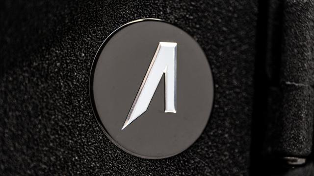 Used 2025 Jeep Gladiator Sport image 25