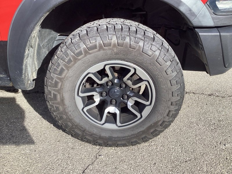 Used 2016 RAM 1500 Rebel w/ Luxury Group image 9