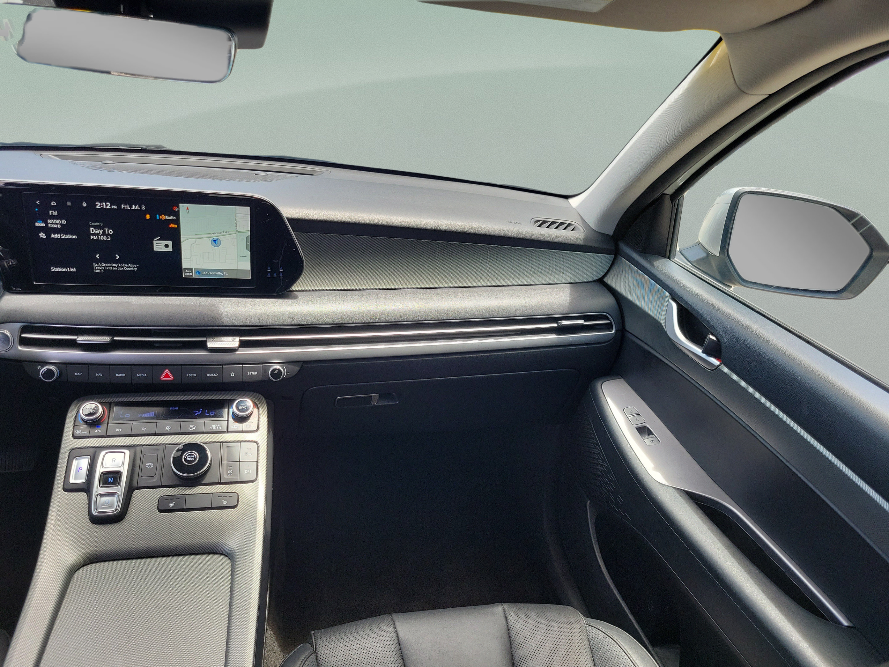 Used 2024 Hyundai Palisade SEL FWD image 7
