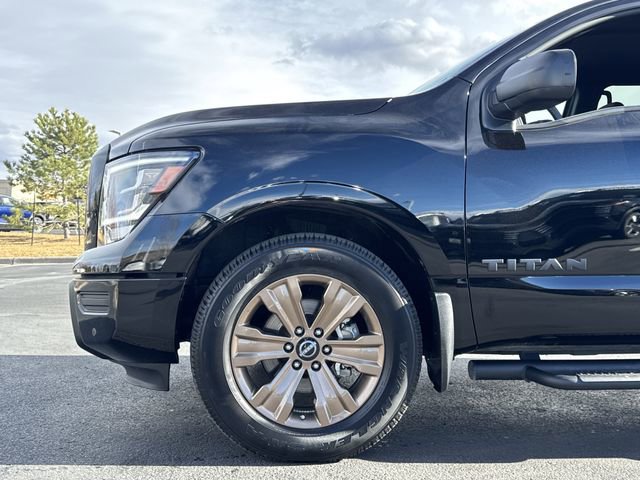 Certified 2024 Nissan Titan SV w/ SV Bronze Edition Package image 30