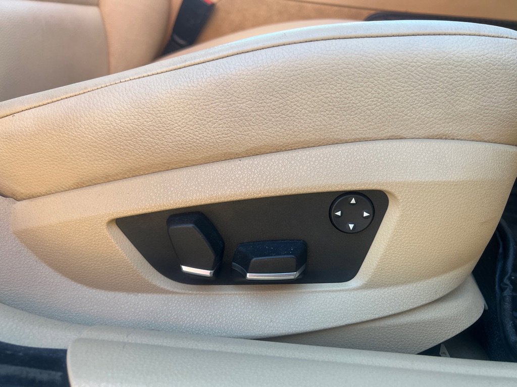 Used 2011 BMW 528i Sedan RWD image 35