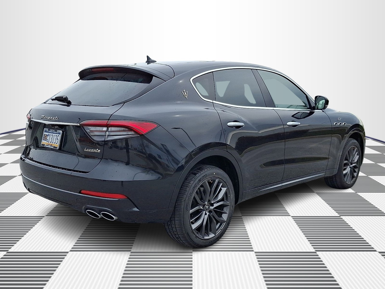 Used 2024 Maserati Levante GT Ultima AWD/4WD image 10