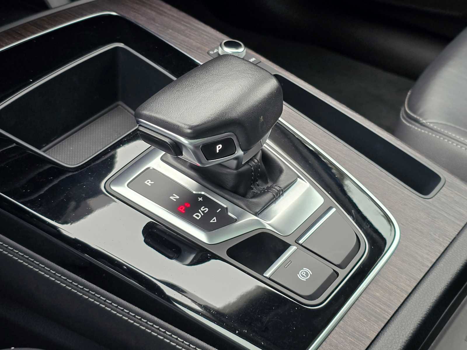 Used 2023 Audi Q5 2.0T Premium Plus w/ Premium Plus Package AWD/4WD image 34