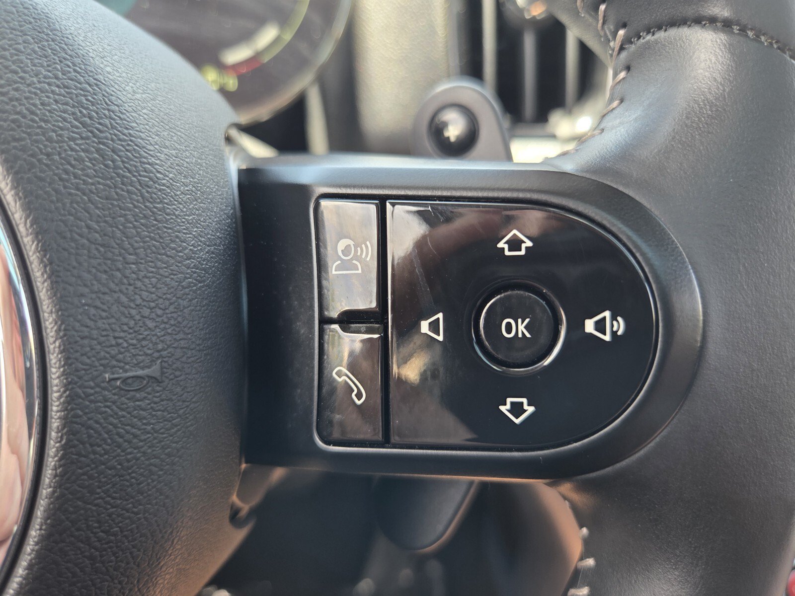 Used 2024 MINI Cooper Countryman S w/ Premium Package FWD image 29