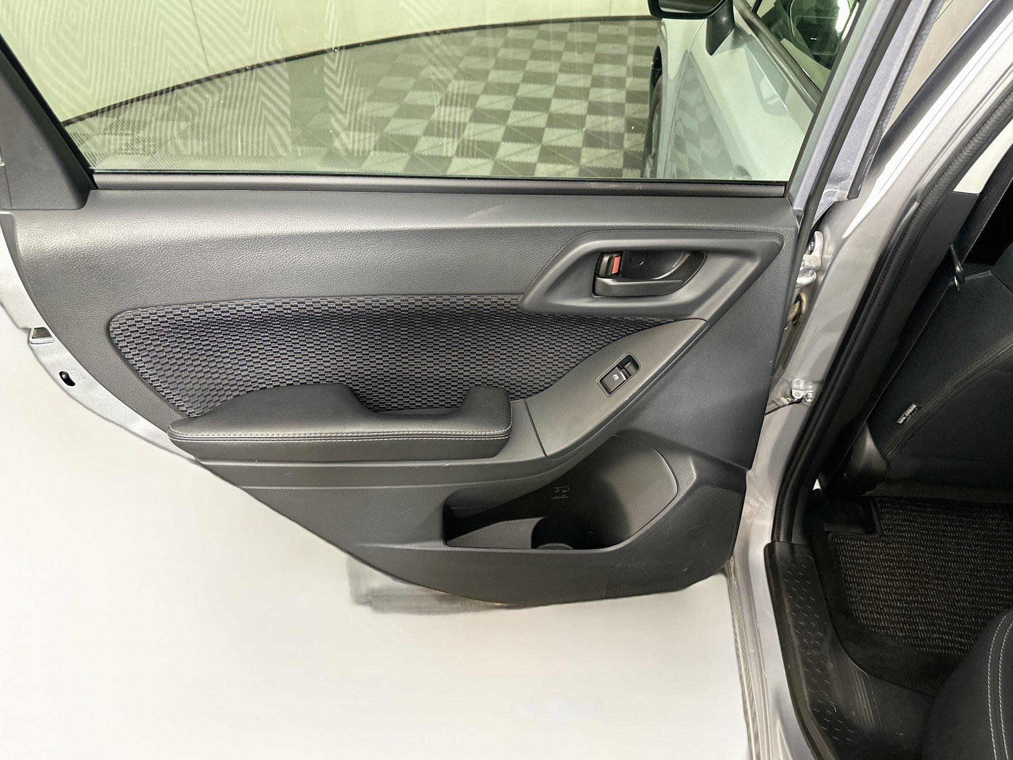 Used 2017 Subaru Forester 2.5i Premium AWD/4WD image 27