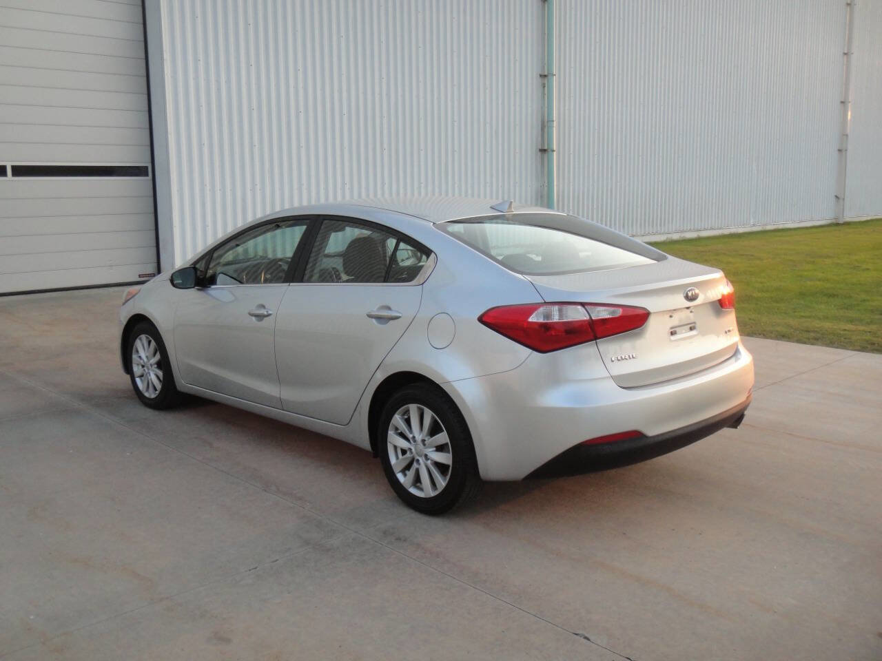 Used 2014 Kia Forte EX FWD image 9