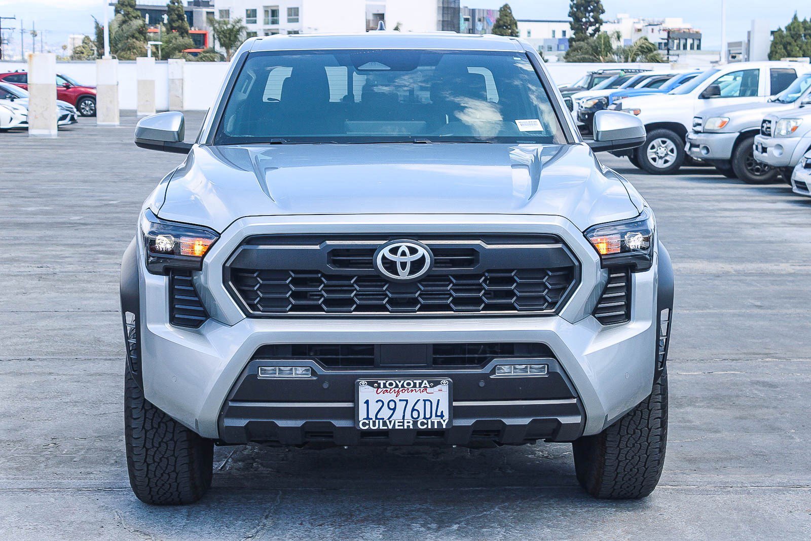 Certified 2024 Toyota Tacoma TRD Off-Road w/ TRD Off Road Upgrade Package AWD/4WD image 2