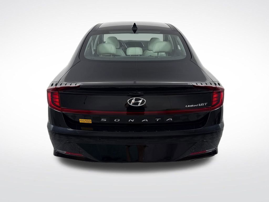 Certified 2022 Hyundai Sonata Limited FWD image 5