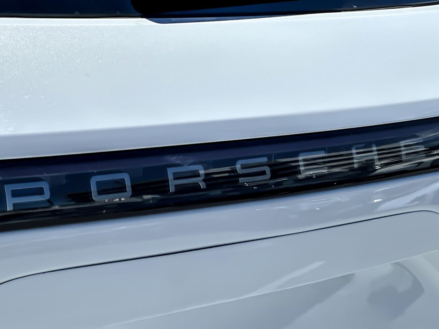 Used 2023 Porsche Cayenne Platinum Edition AWD/4WD image 26