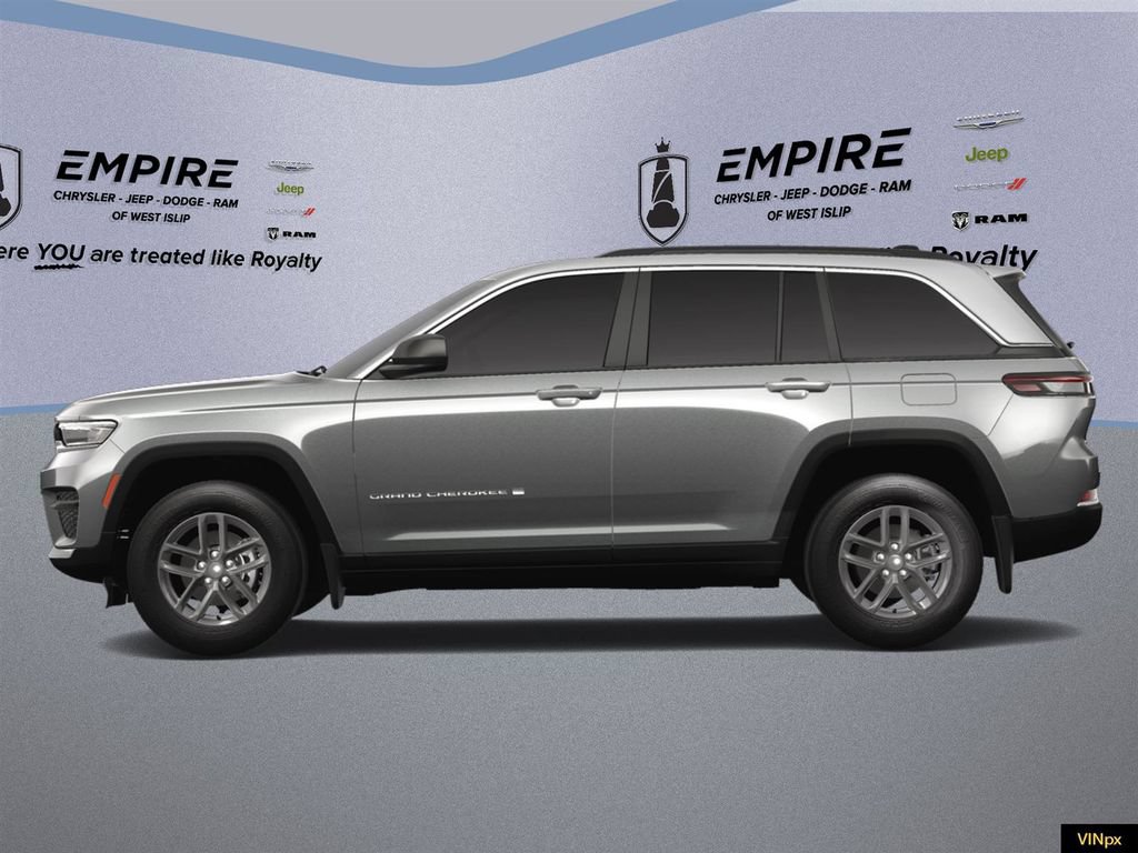 New 2025 Jeep Grand Cherokee Laredo w/ MOPAR Finishing Package AWD/4WD image 3