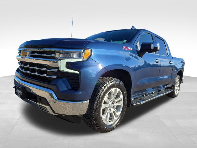 Used 2022 Chevrolet Silverado 1500 LTZ w/ Technology Package AWD/4WD image 5