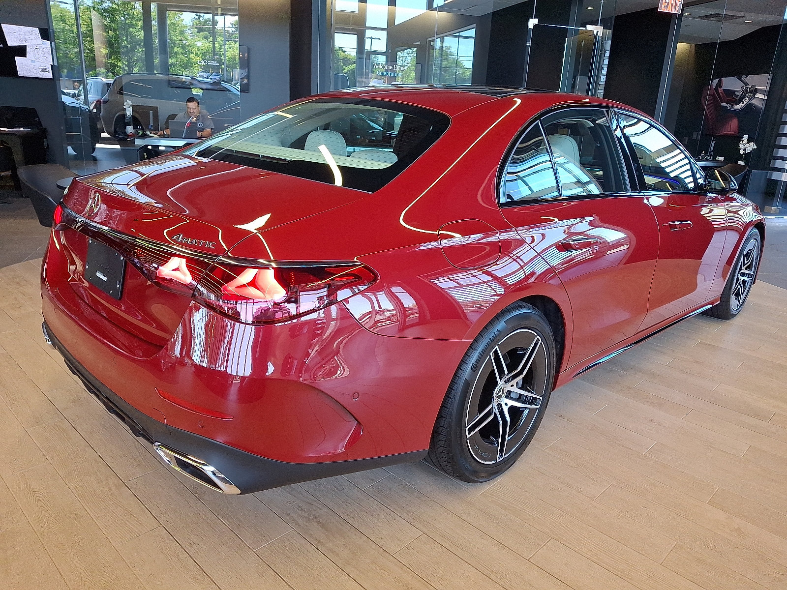 New 2026 Mercedes-Benz E 350 4MATIC Sedan image 3