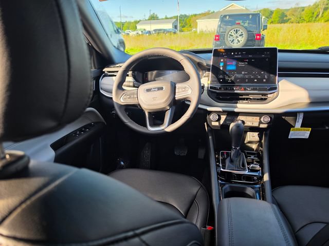 New 2026 Jeep Compass Limited AWD/4WD image 14