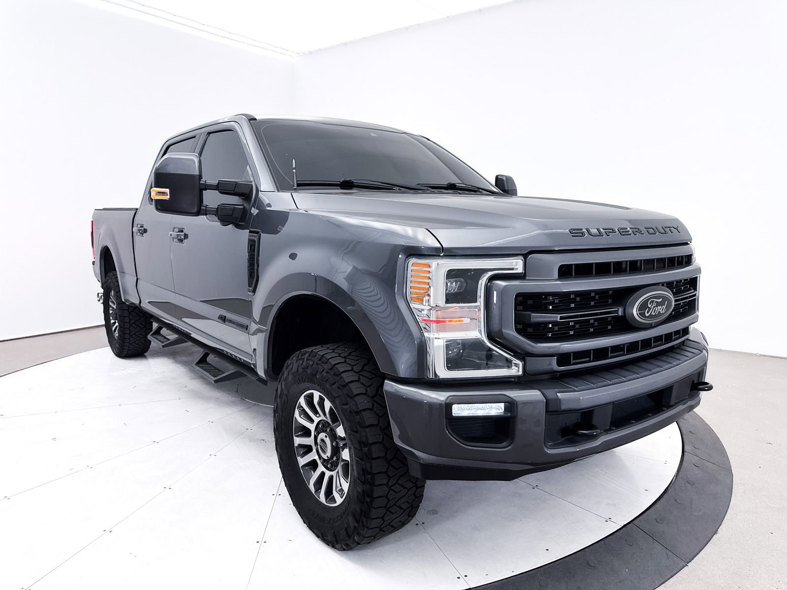 Used 2022 Ford F250 Lariat w/ Lariat Ultimate Package image 11