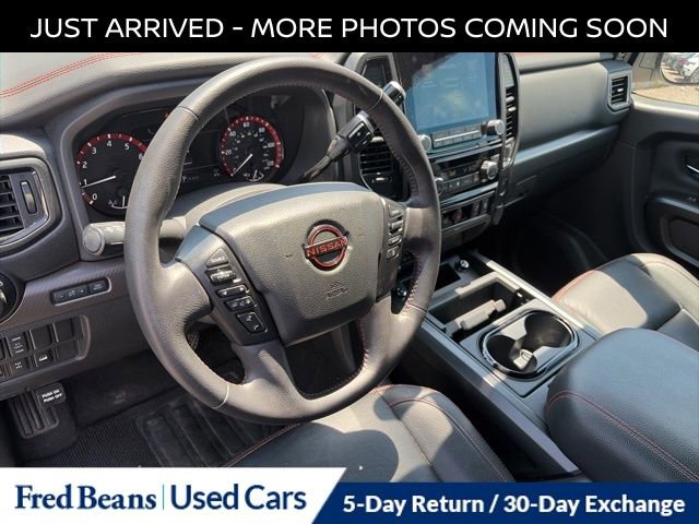 Used 2024 Nissan Titan PRO-4X w/ Pro-4x Convenience Package AWD/4WD image 11