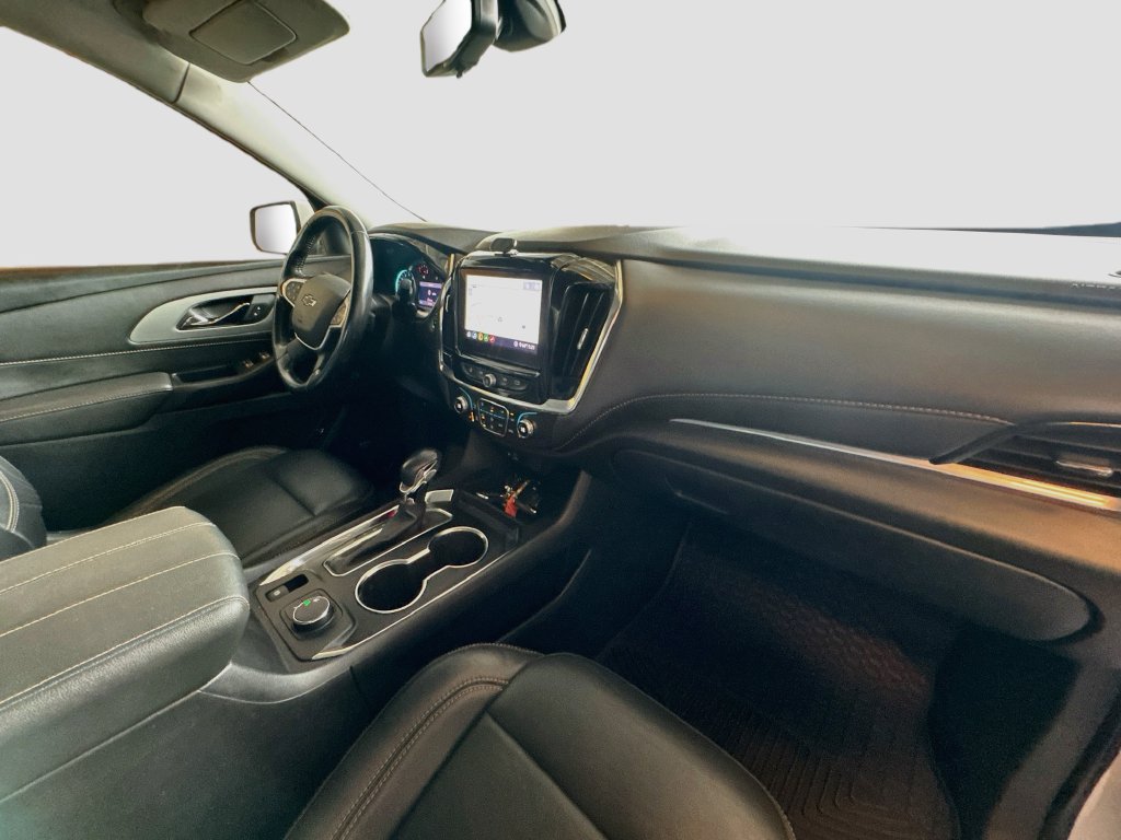 Used 2021 Chevrolet Traverse RS FWD image 31