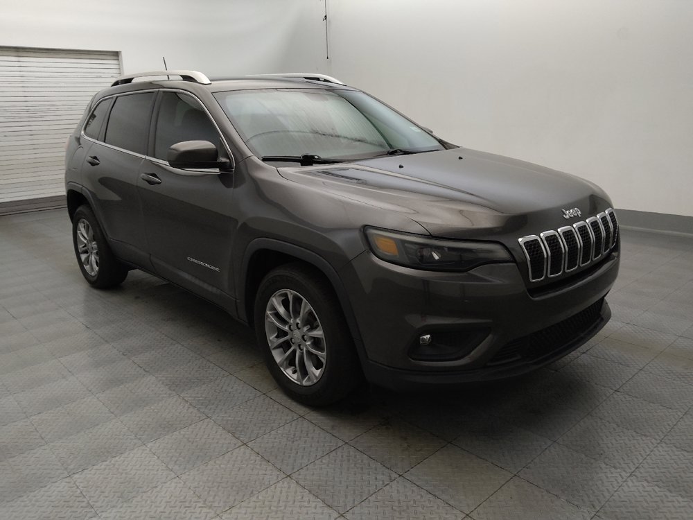 Used 2019 Jeep Cherokee Latitude Plus FWD image 13