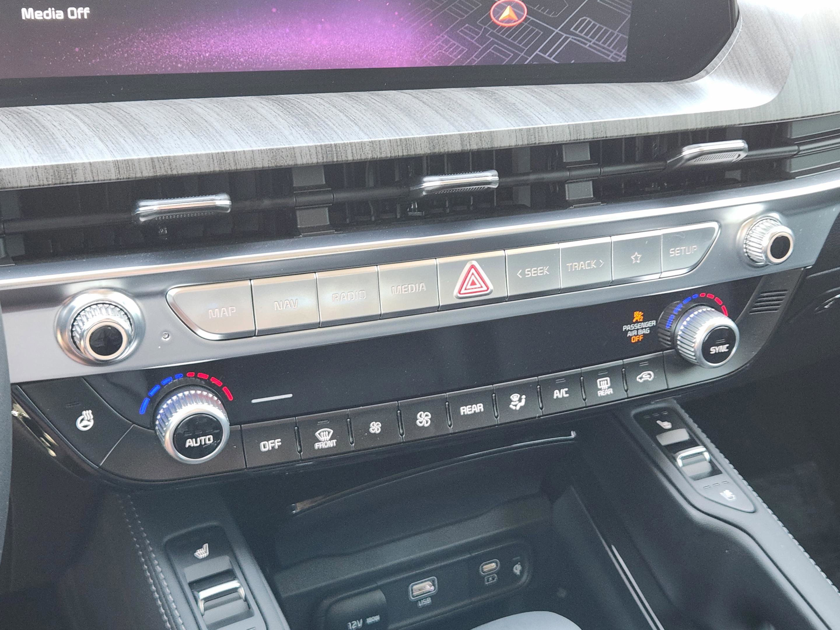 Used 2024 Kia Telluride SX Prestige image 19