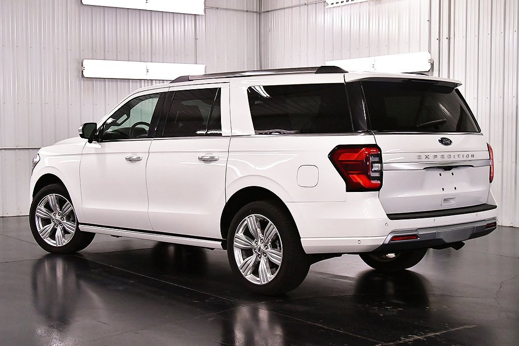 Used 2024 Ford Expedition Max Platinum image 5