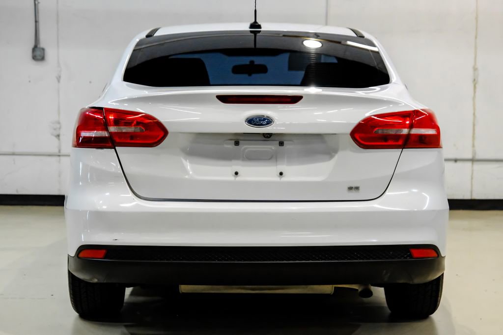 Used 2017 Ford Focus SE FWD image 7